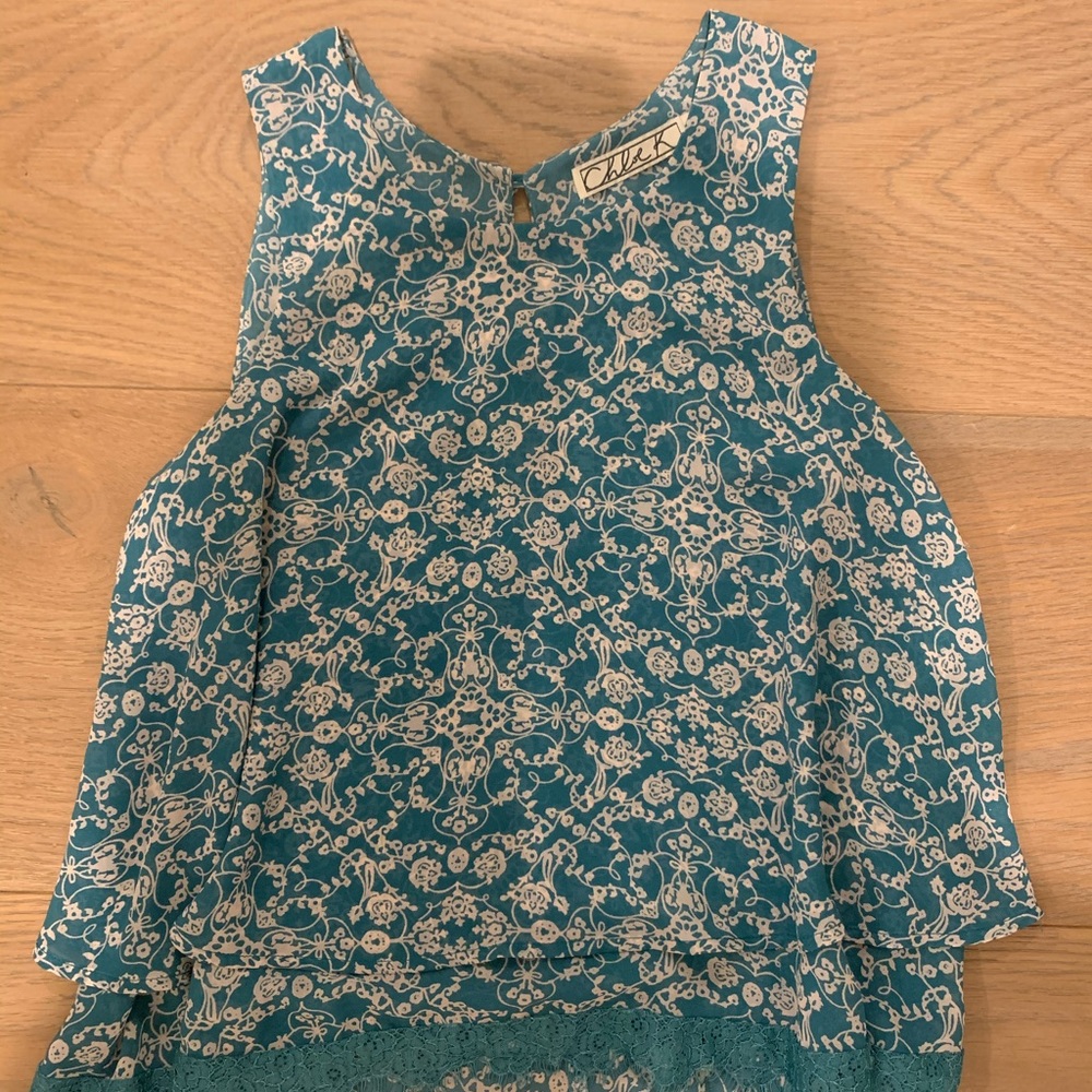 Chloe K blue and white tank top